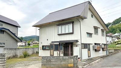 A298│中心市街地に近い閑静なエリア 8DK中古住宅